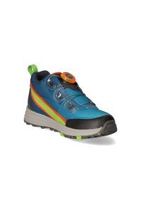 Scarpa da trekking blu con tomaia in tessuto testurizzato, caratterizzata da strisce rosse e gialle, punta in gomma e sistema di allacciatura rapida con manopola.