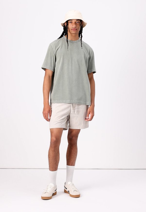 PULL ON BEACHY STRIPE - Shorts3