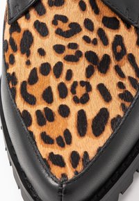 Zign Stringate - black