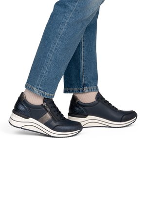 Remonte, REMONTE SNEAKER D0T09 - Trainers - blue