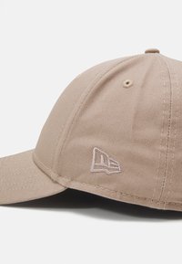 New Era ESSENTIAL 9FORTY® UNISEX - Cap - taupe