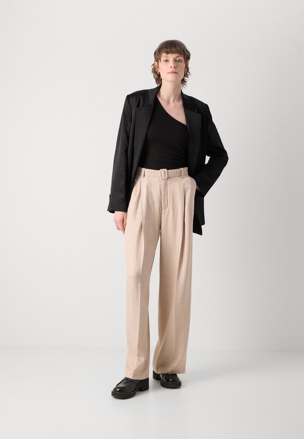 INAH - Trousers - sesame3