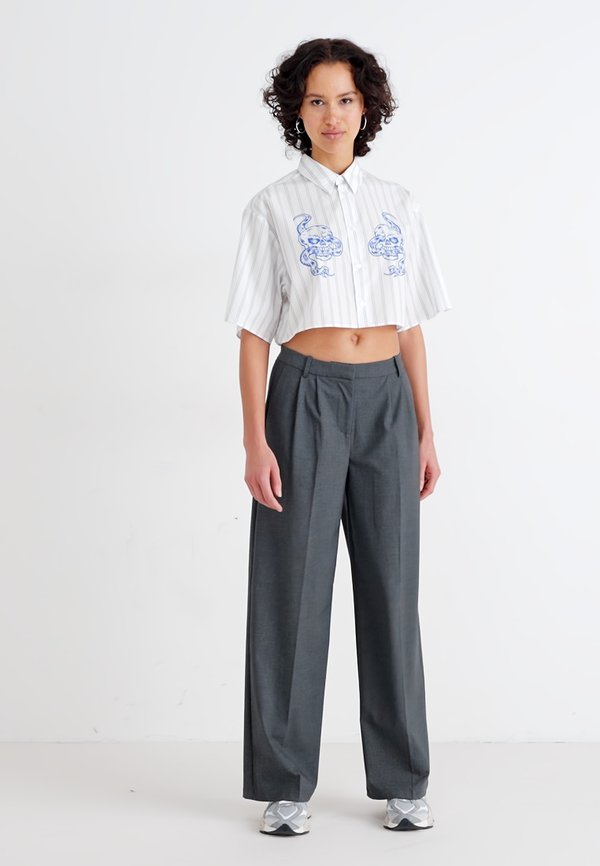 ALIX - Button-down blouse3