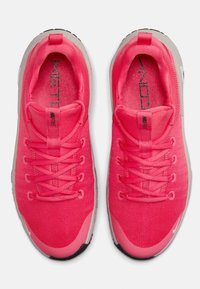 Nike Performance FREE METCON 6 - Treningssko - aster pink black lt iron ore pale ivory