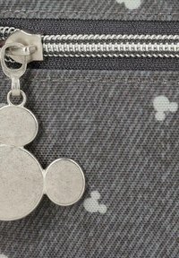 Disney MICKEY STUDS 10CM  - Monedero - black