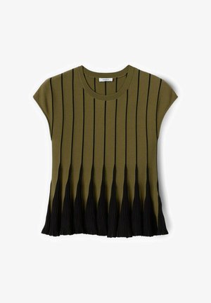 Ærmeløs olivengrøn strikket top med sorte lodrette striber og plisseret sort stofdetalje langs nederste kant.