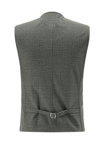 Graue, maßgeschneiderte Weste aus strukturiertem Stoff, mit hohem Kragen und verstellbarem Riemen auf der Rückseite. Keine Taschen; schlankes und minimalistisches Design.