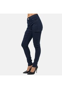 Elara Pantalones cargo - blau