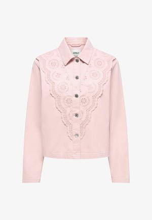 Lyserød langærmet skjorte med bølget blomstret broderi på frontstykke og sølvknapper ned langs midten.