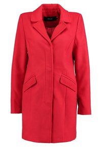Abrigo exterior rojo hecho de tejido texturizado, con cuello muesca, dos bolsillos frontales y un corte recto.