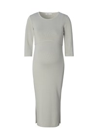 Zwangerschapsjurk van zacht, lichtgrijs gebreid materiaal. Voorzien van een ronde halslijn, driekwartmouwen en zijopeningen voor meer bewegingsvrijheid.