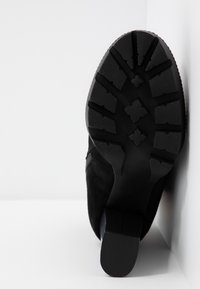 RAID Wide Fit Bottines à talons hauts - black