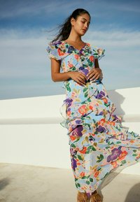 Next SHORT SLEEVE RUFFLE - Maxi ruha - blue floral