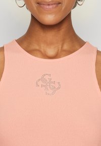 Guess GUENDALI - Topp - peach coral