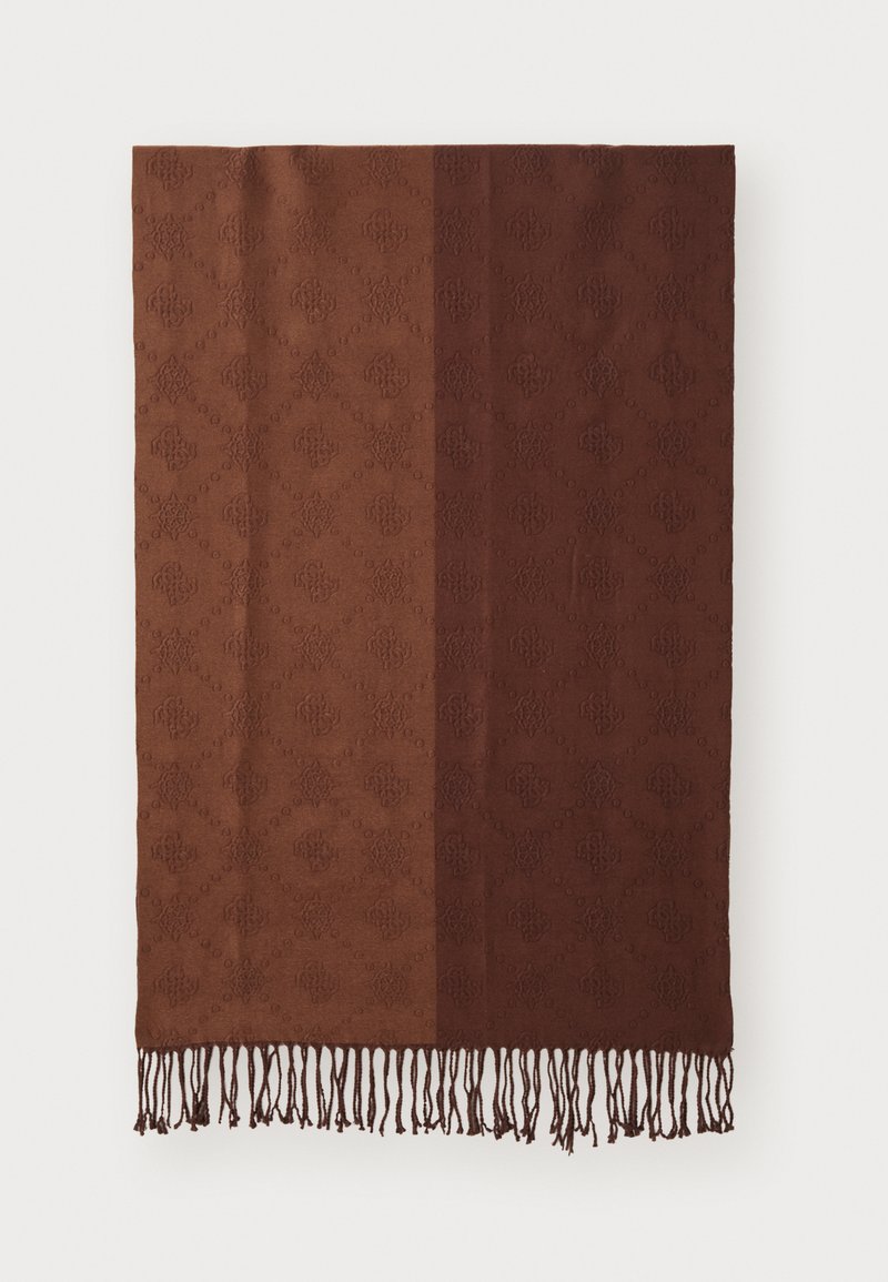 Xale tecido com padrão castanho e cor graduada, apresentando um design de diamante texturizado e extremidades com franjas. Material suave e quente.