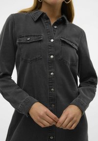 Vero Moda Jeansklänning - black denim