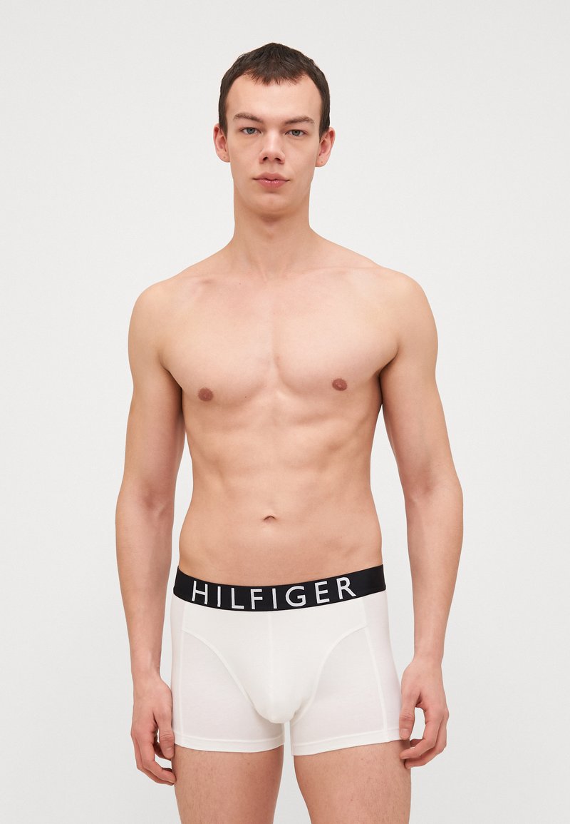Tommy Hilfiger - TRUNK 3 PACK - Calzoncillos - red/white/desert sky, Ampliar