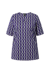 Camiseta de manga corta con un patrón geométrico en púrpura, negro y blanco, con un diseño de escote en V. Fabricada con un tejido suave y ligero.