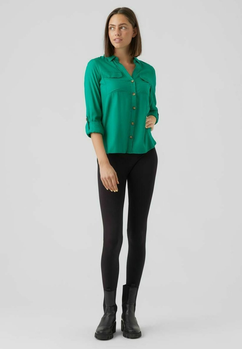 Vero Moda VMBUMPY L/S NEW NOOS - Button-down blouse - pepper green