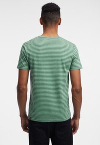 Ragwear PAULLO STRIPE  - Camiseta estampada - dark green