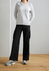 Esprit Stickad tröja - light grey