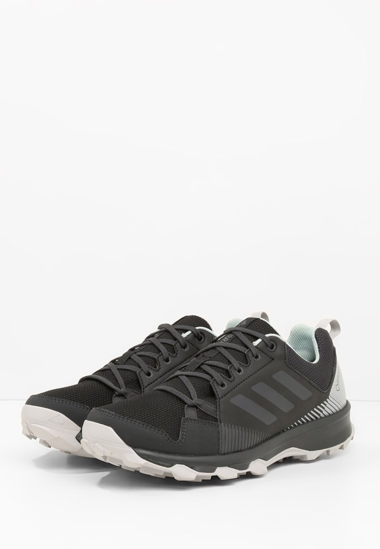 adidas performance terrex tracerocker
