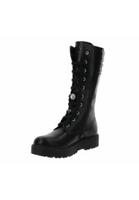 Botas de combate negras de encaje hasta la mitad de la pantorrilla, con suela gruesa, cremallera lateral y charms decorativos de joyas y corazones en los cordones.