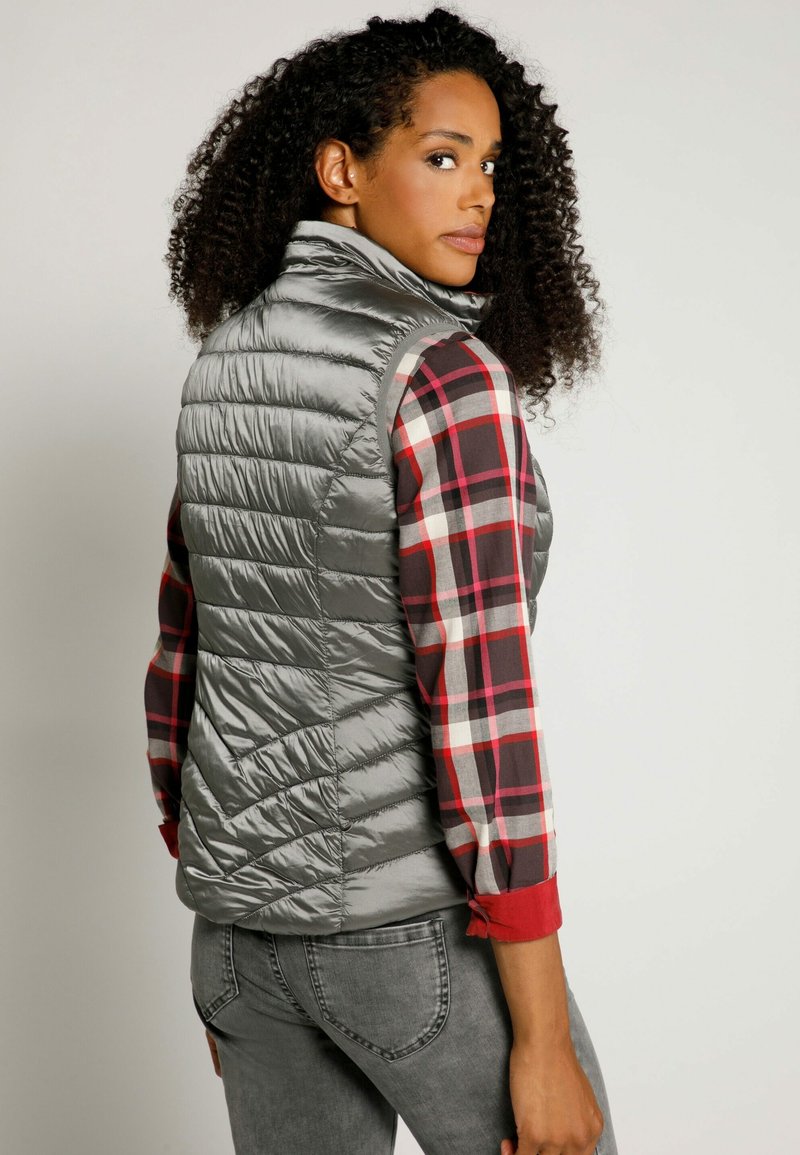 Damen Leichte Jacken | GINA LAURA REVERSIBLE Weste aschgrau/grau - NK34335 Damen Leichte Jacken | GINA LAURA REVERSIBLE Weste aschgrau/grau - NK34335