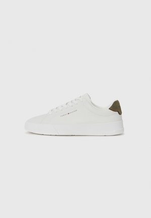COURT - Trainers - ecru/army green