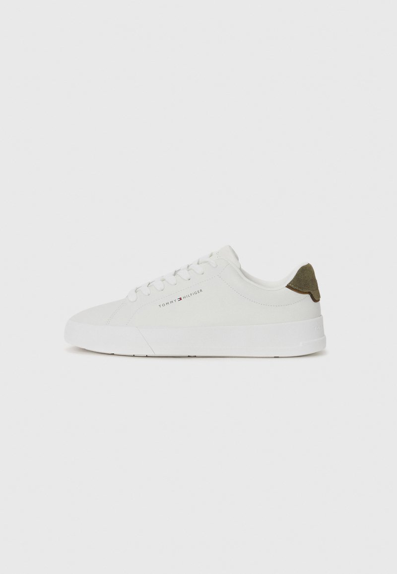 Tommy Hilfiger COURT - Sportbačiai - ecru/army green