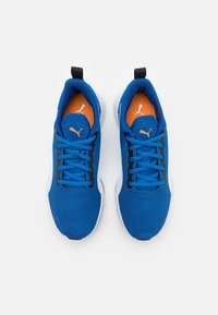 Puma FLYER RUNNER JR UNISEX - Scarpe da corsa su strada - glaze/white/black