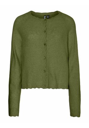 Zaļš adīts kardigans ar viļņotu apakšmalu, apaļu kakla izgriezumu un pogu aizdari. Raksturīgas garas piedurknes un mīksta tekstūra.