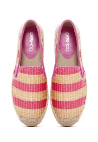 Geweven espadrilles met roze en naturel beige strepen, voorzien van een instapontwerp en een gestructureerde jute zool. Gevoerd met roze accenten.