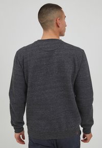 INDICODE JEANS IDARKADY - Sweatshirt - black mix
