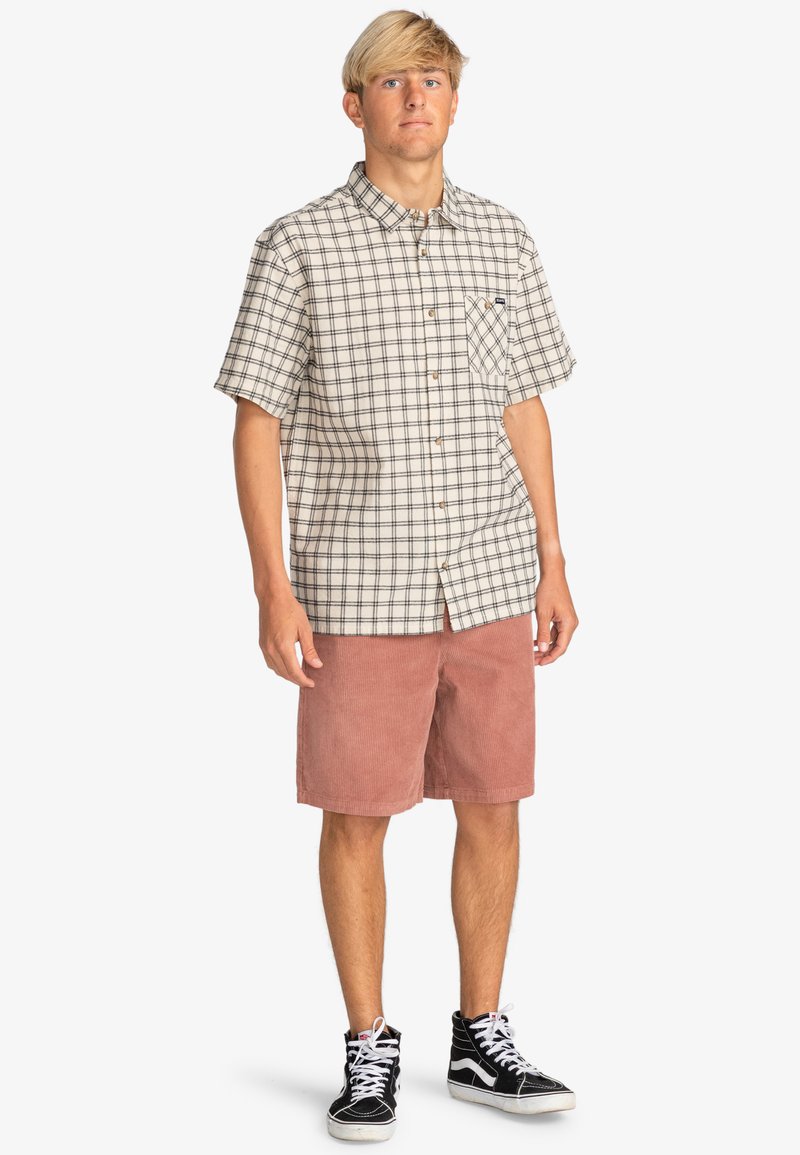 Billabong Shorts zalmroze