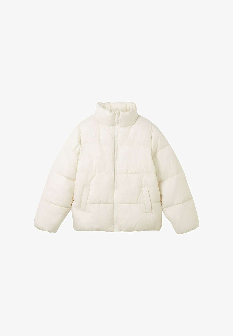 Veste blanche matelassée avec col montant, fermeture éclair à l'avant et deux poches latérales. Caractérisée par une texture matelassée et une coupe raccourcie.