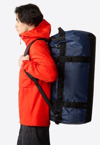 The North Face BASE CAMP DUFFEL - L - Bolsa de viaje - summit navy tnf black