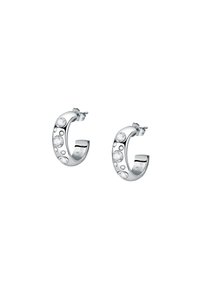 Orecchini a cerchio in argento con sei cristalli trasparenti incastonati in un design lucido, dotati di chiusura a perno e gancio sicuro.