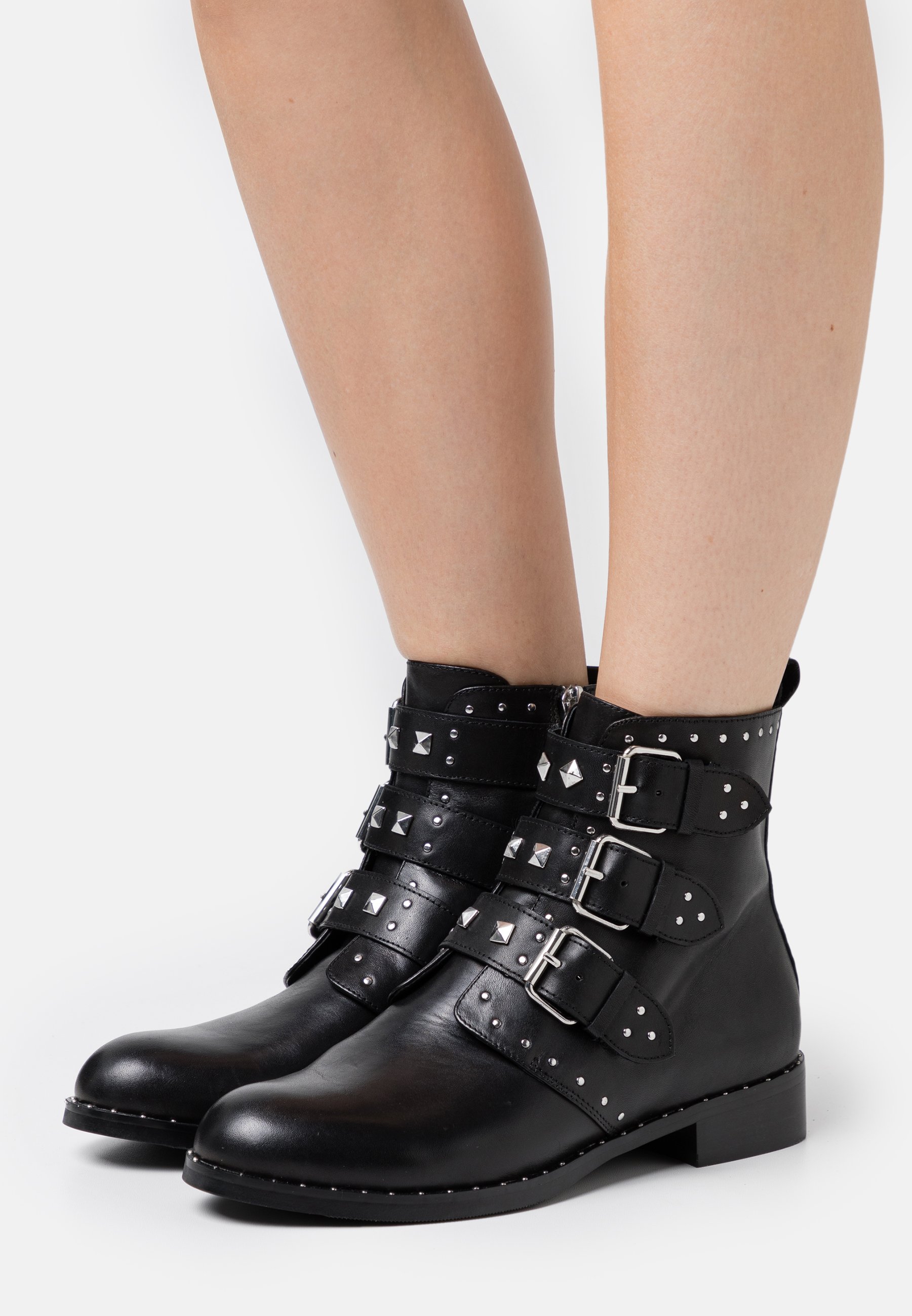 bottines cosmoparis