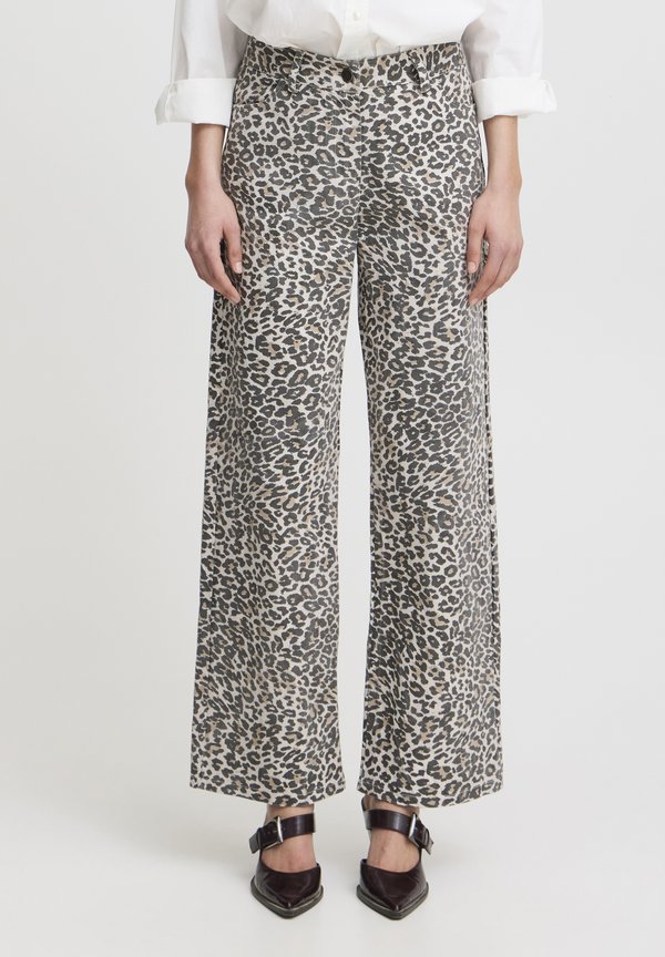 IHJILLA - Flared Jeans - cornstalk leo print