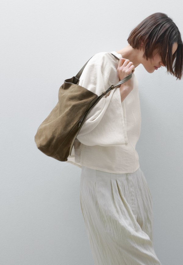 FLOWING CROPPED - Blouse - beige3