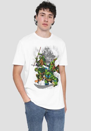 TEENAGE MUTANT NINJA TURTLES SHREDDER AND TURTLES COMIC - Print T-shirt - white