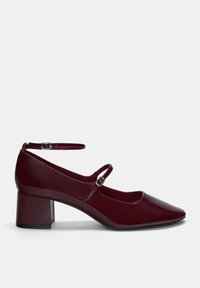 PULL&BEAR Varrelliset sandaalit - bordeaux
