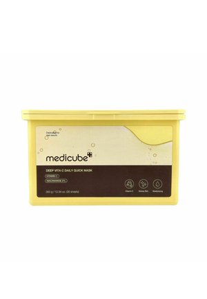 Contenant jaune de Medicube Deep Vita C Daily Quick Mask avec vitamine C et niacinamide, marqué pour ses bienfaits hydratants et pour une peau éclatante.