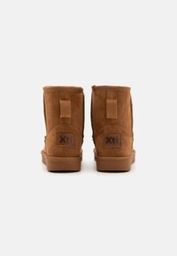 XTI Botines - camel