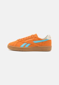 Vybráno, orange/light blue/light brown