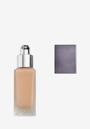 XX REVOLUTION LIQUID SKIN FAUXXDATION - Foundation - fx8