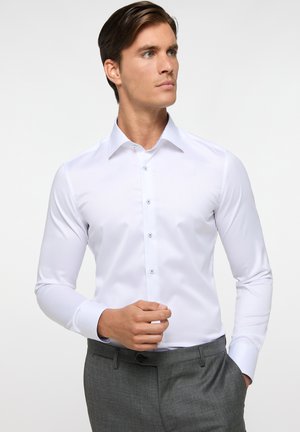 Eterna LUXURY SHIRT - SLIM FIT - Zakelijk overhemd - weiß