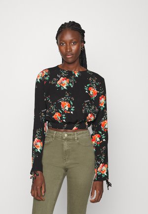 KEIRA - Blusa - black