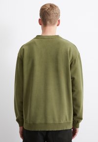 Marc O'Polo DENIM RELAXED AUS REINER - Sweatshirt - capulet olive